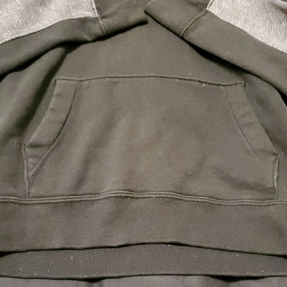 Hollister Two-Tone Gray and Black Hoodie Sweater - Picture 4 of 5